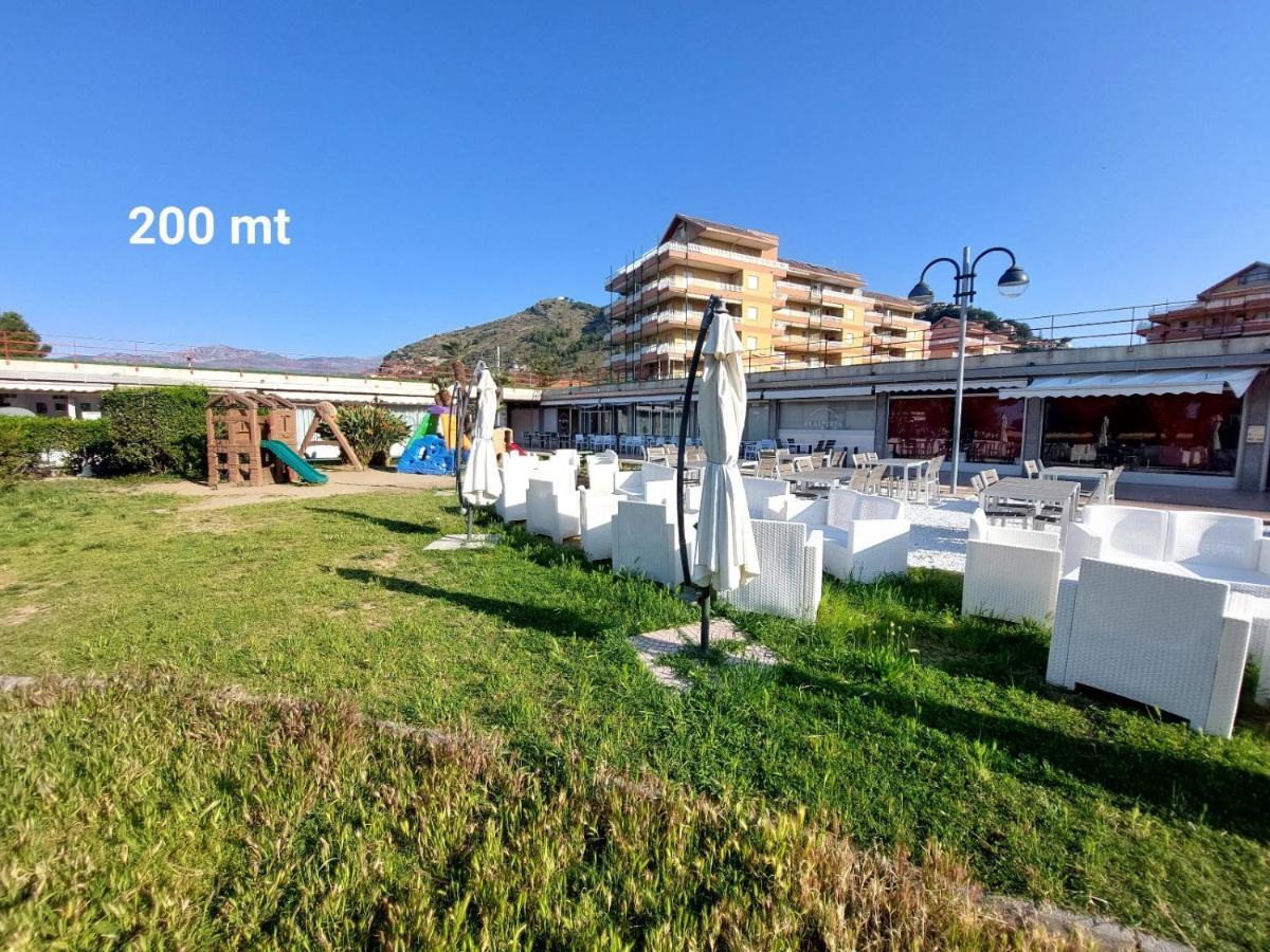 Casa Laura Apartment Ventimiglia Exterior foto