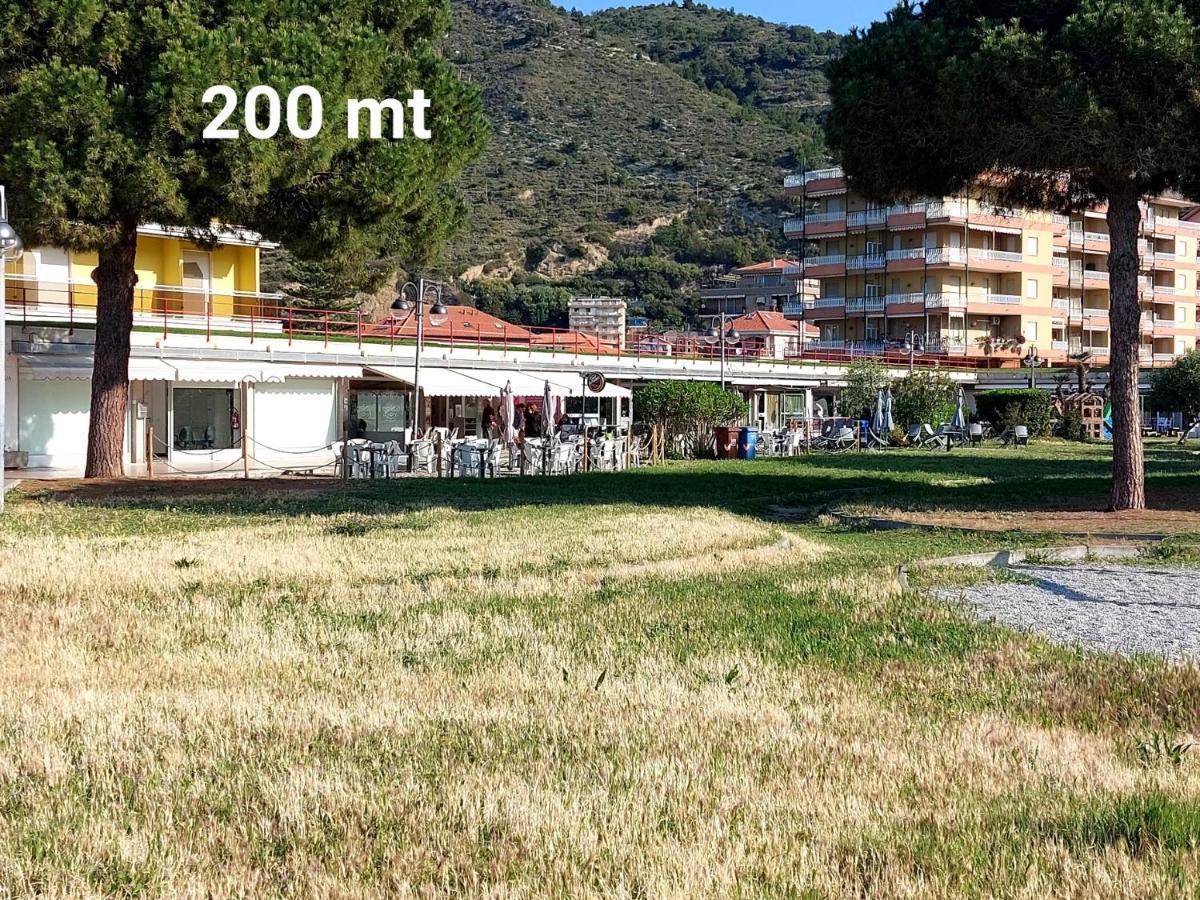 Casa Laura Apartment Ventimiglia Exterior foto